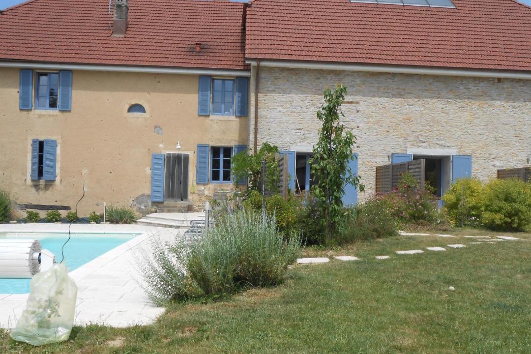 Photo of Others in Geney