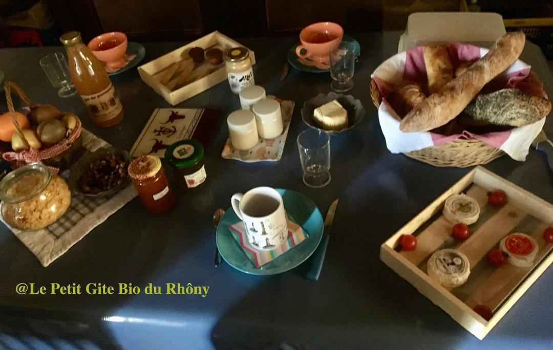 Photo of Others in Le Cailar