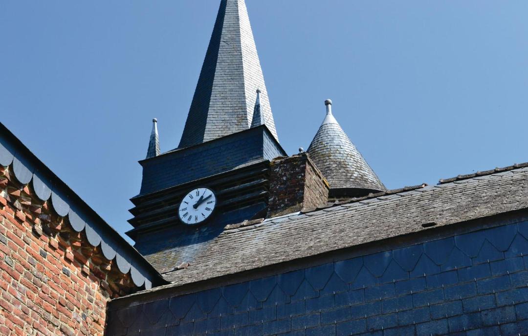 Photo of Buildings in Parfondeval