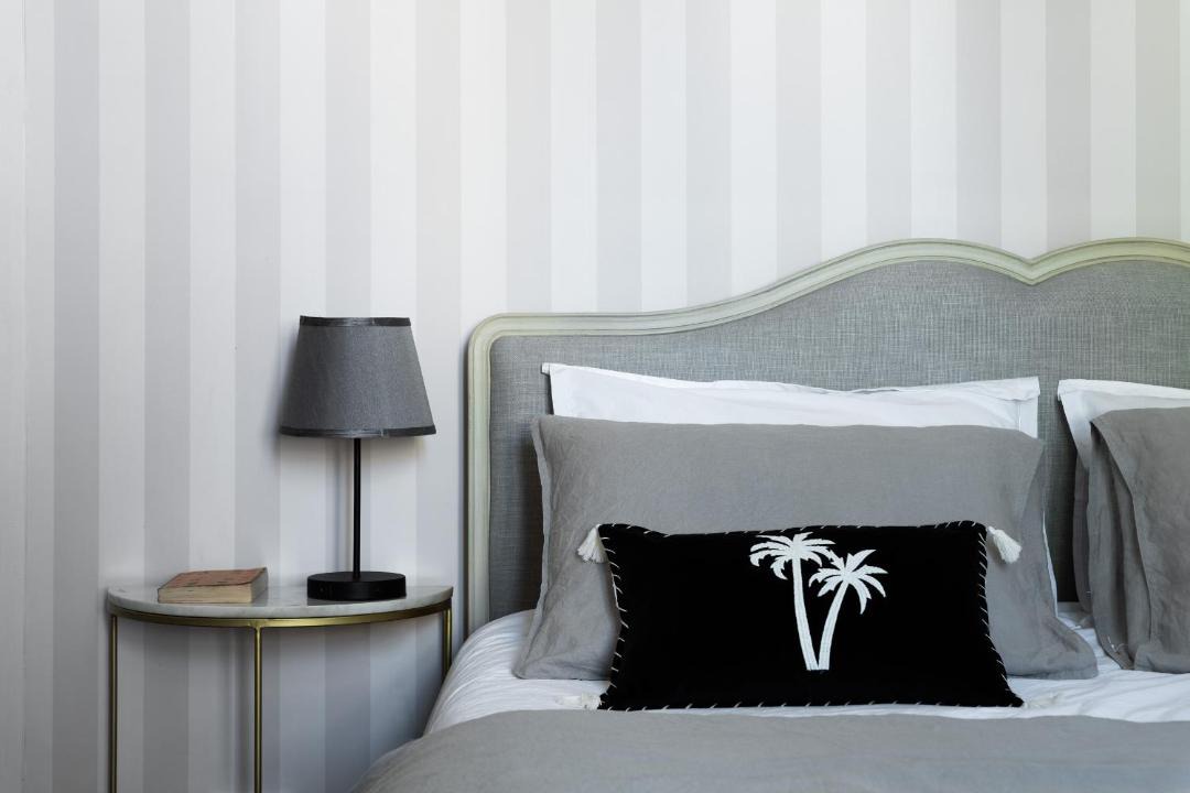 Photo of Others in Ouveillan