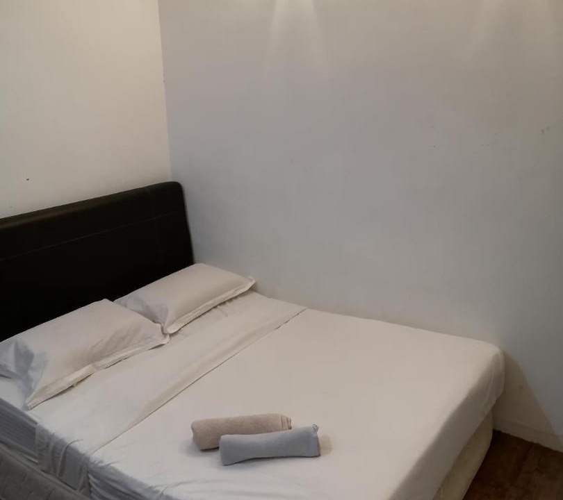 Photo of Bedroom in Taman Istana