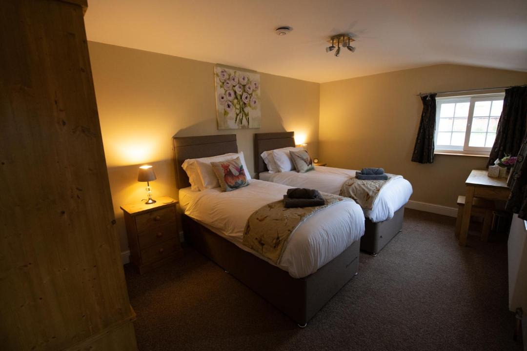 Photo of Others in Lincoln