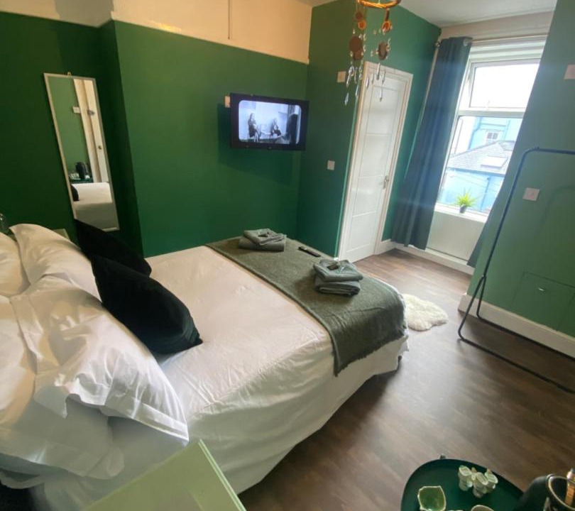 Photo of Others in Bont Newydd