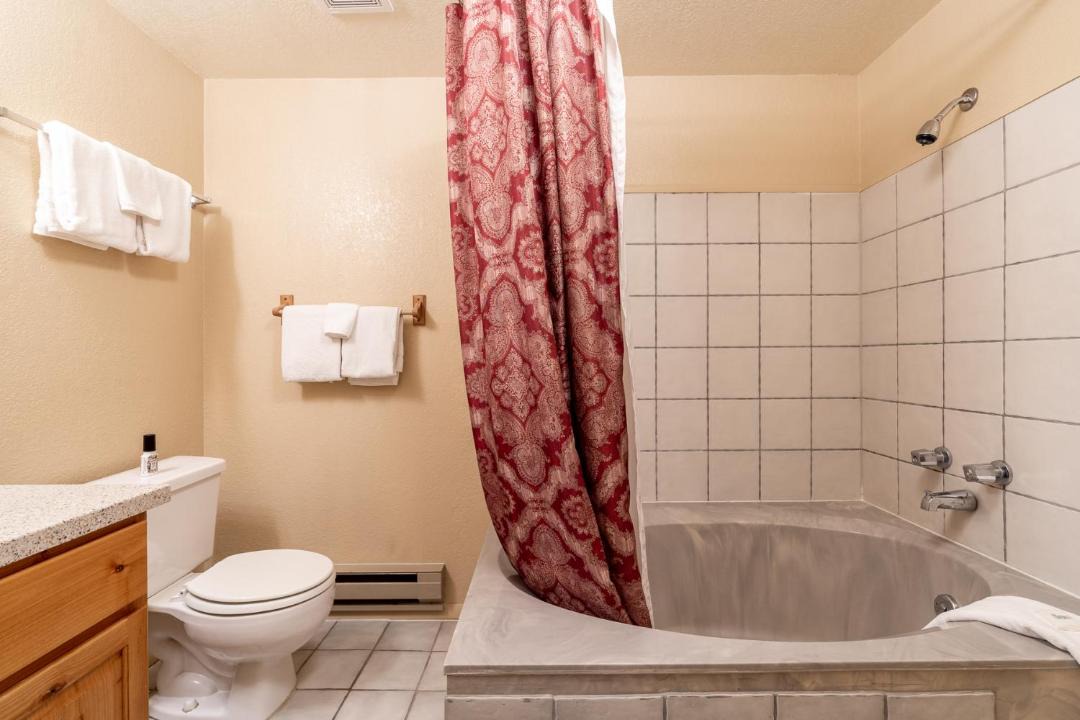 Photo of Bathroom in West Yellowstone