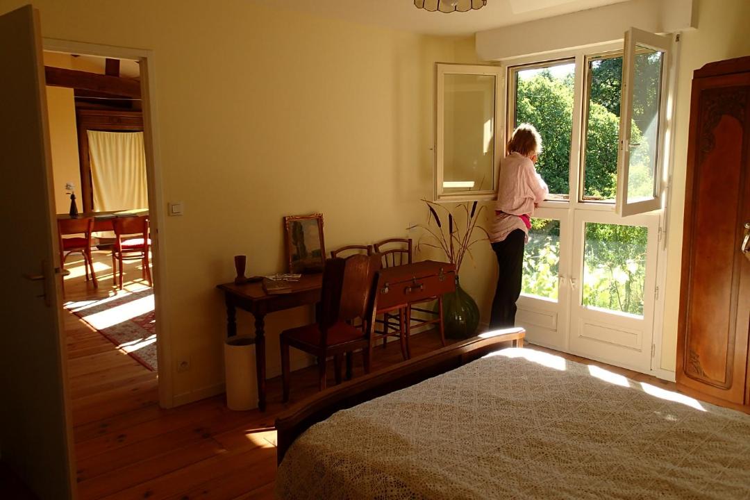 Photo of Others in Momuy