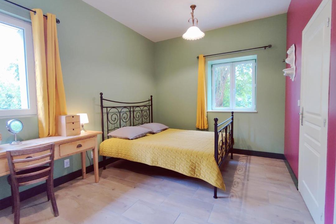 Photo of Bedroom in Pierrepont-sur-Avre