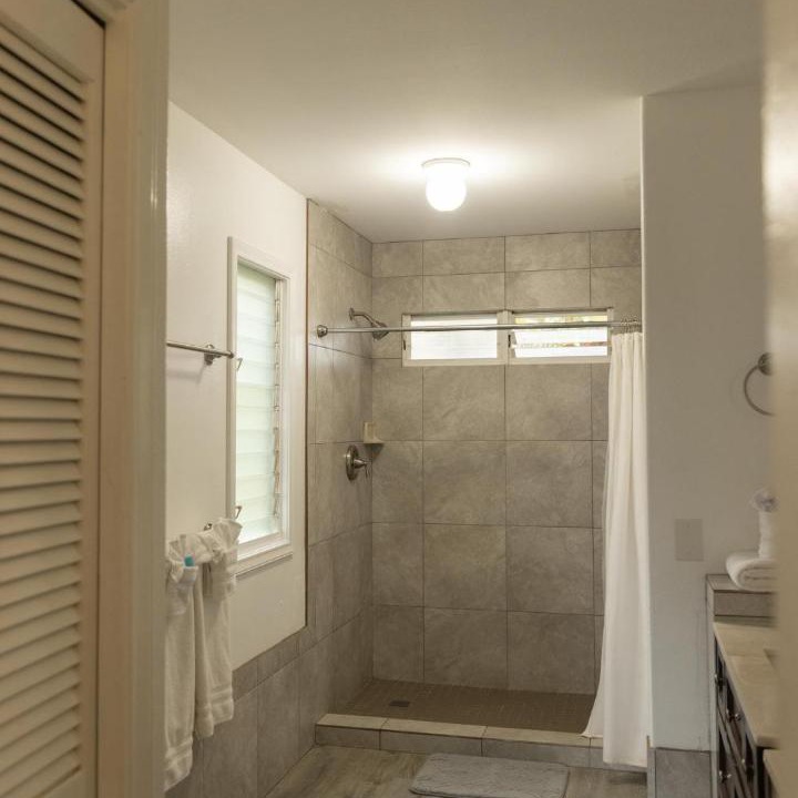 Photo of Others in Pauwela