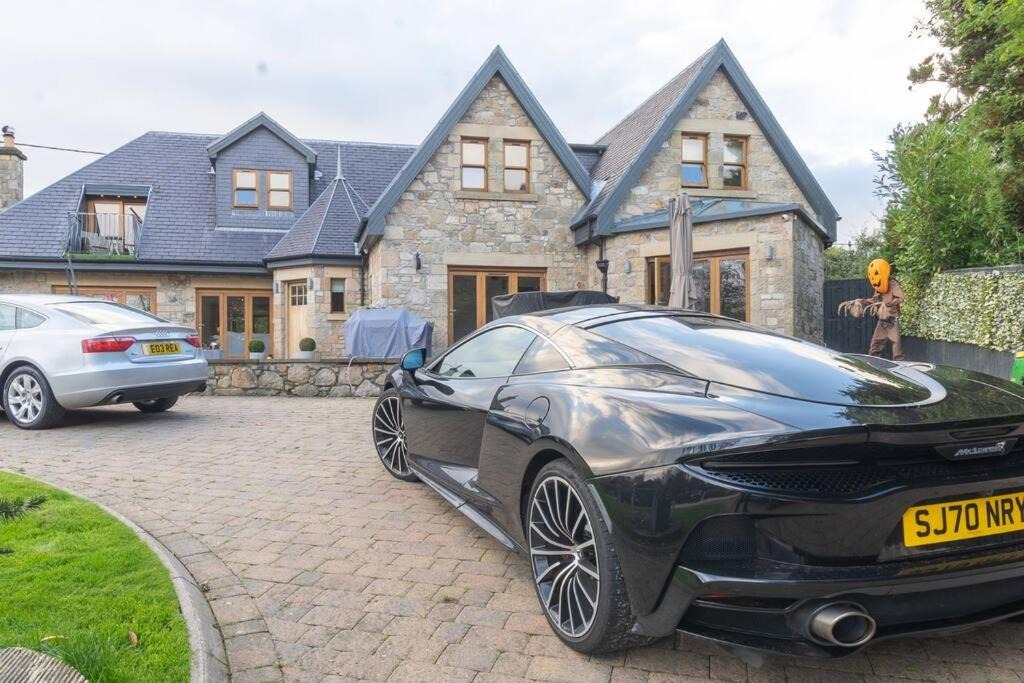 Photo of Buildings in Balmore