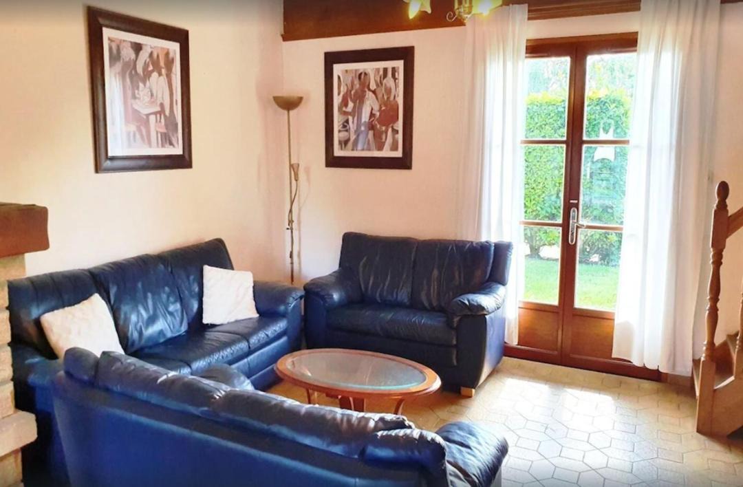 Photo of Livingroom in Saint-Josse