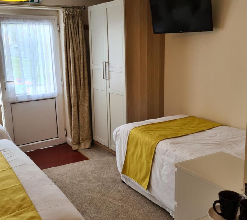 Photo of Others in Worth