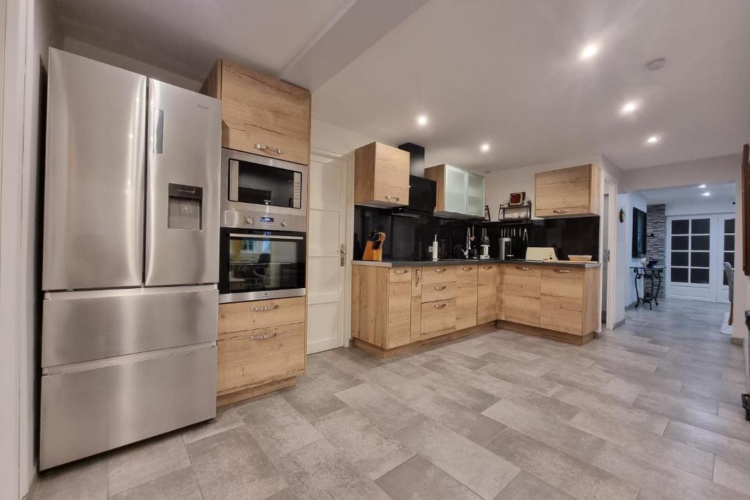 Photo of Others in Cabris