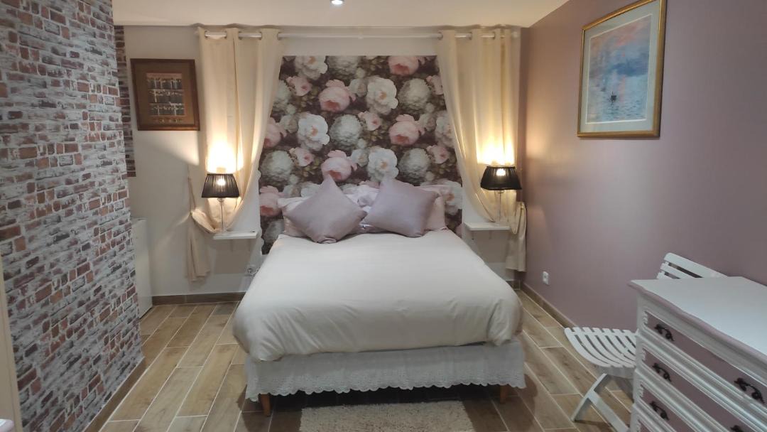 Photo of Bedroom in Hermanville-sur-Mer