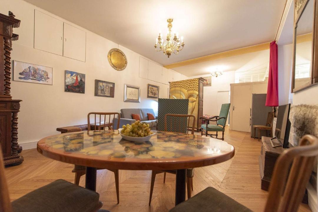 Photo of Livingroom in Saint-Merri