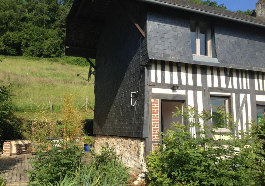 Photo of Buildings in La Riviere-Saint-Sauveur