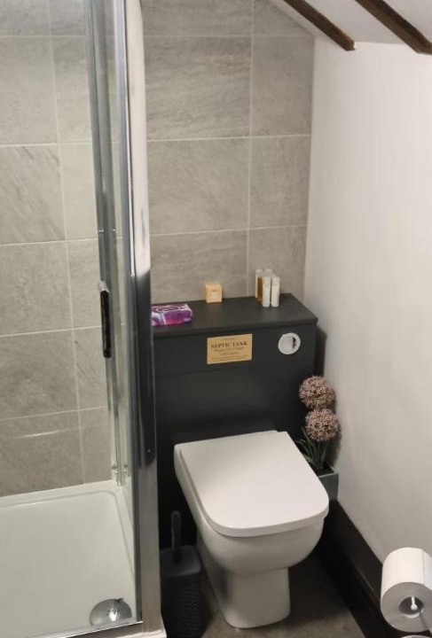 Photo of Bathroom in Monyash