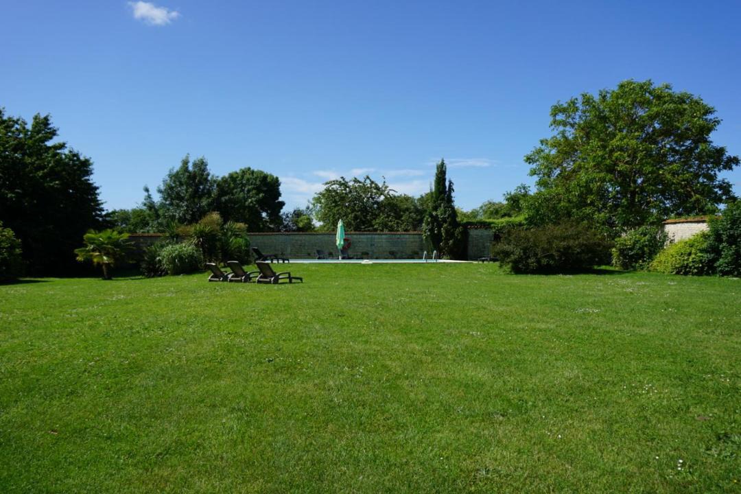 Photo of Others in Duil-sur-le-Mignon