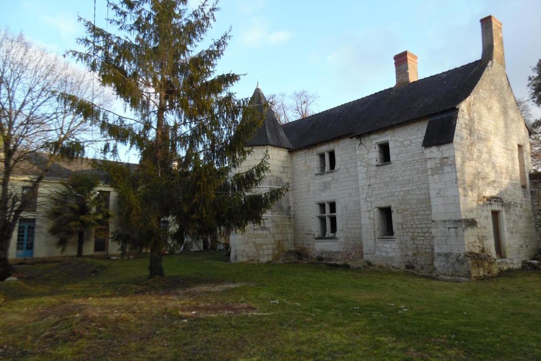Photo of Buildings in Courchamps