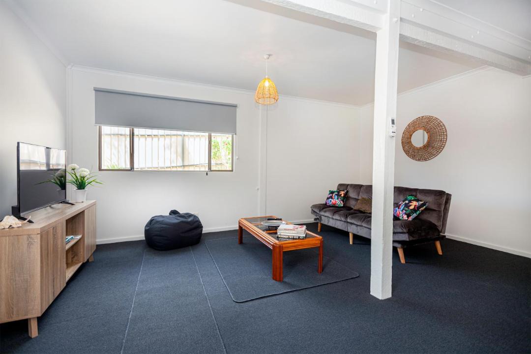 Photo of Livingroom in Riverglades