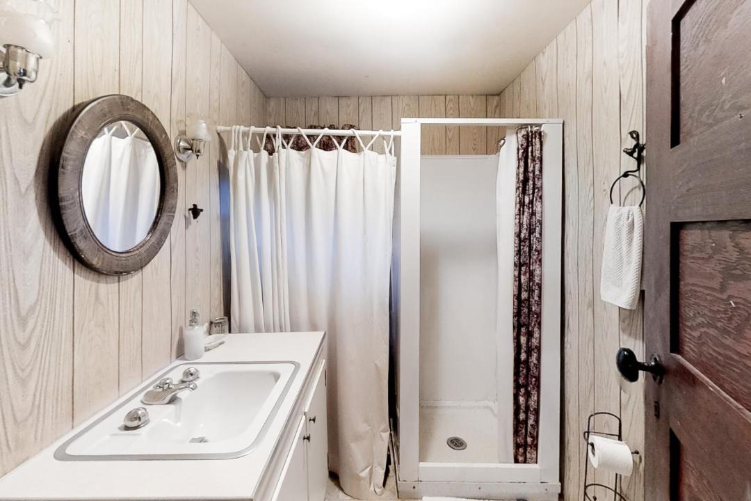 Photo of Bathroom in Joseph