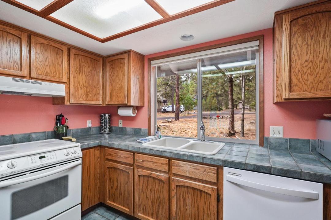Photo of Kitchen in Sunriver