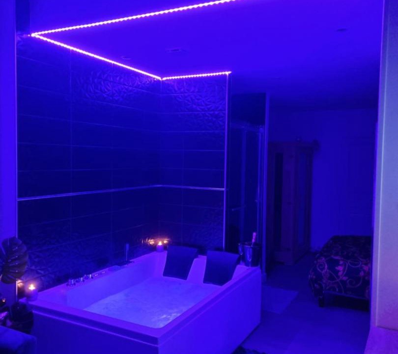 Photo of Others in Sens