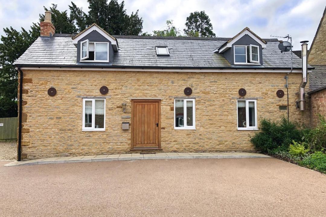 Photo of Others in Earls Barton