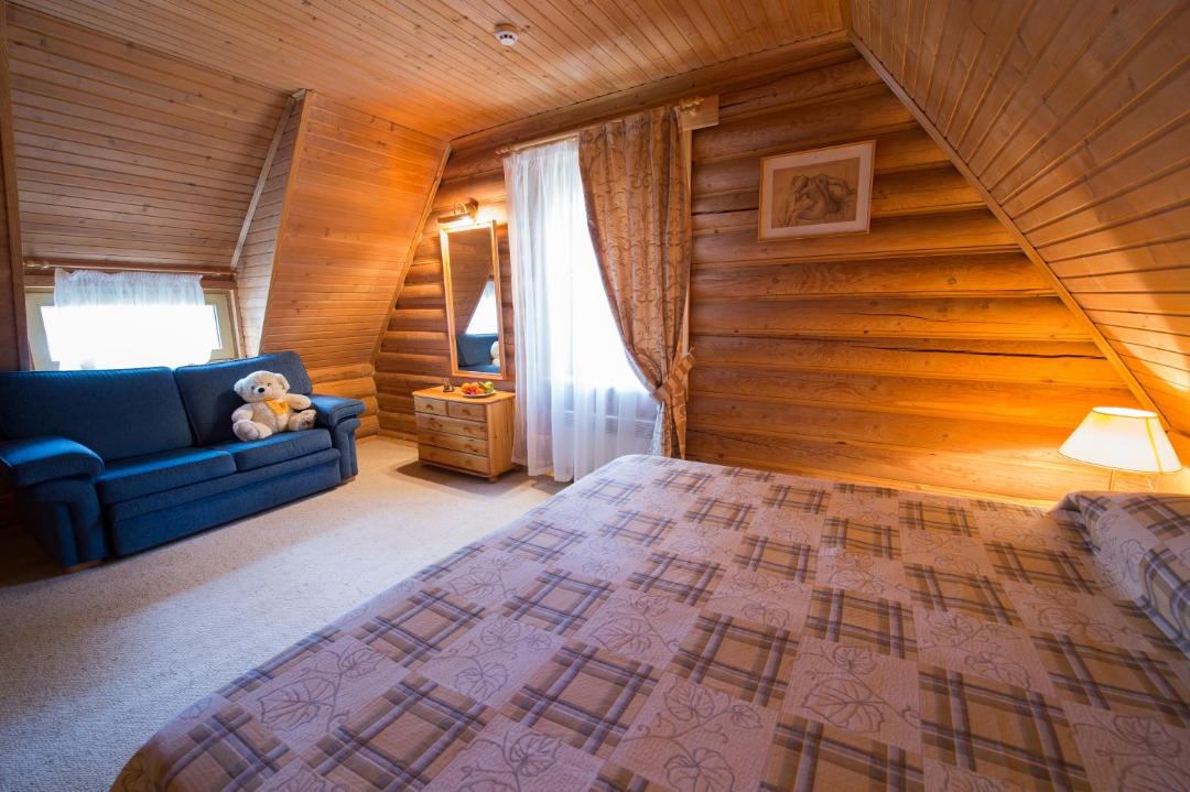 Photo of Bedroom in Lopotovo