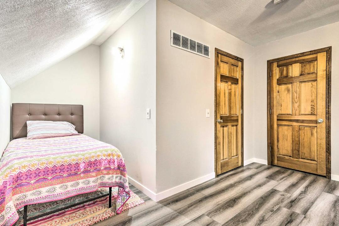 Photo of Bedroom in Howard