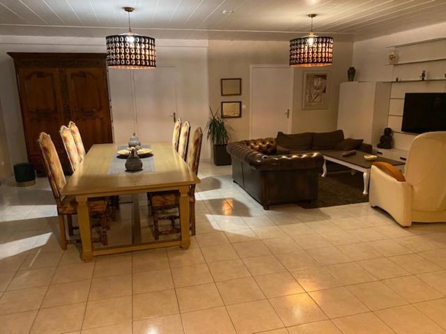 Photo of Livingroom in Chalons-en-Champagne