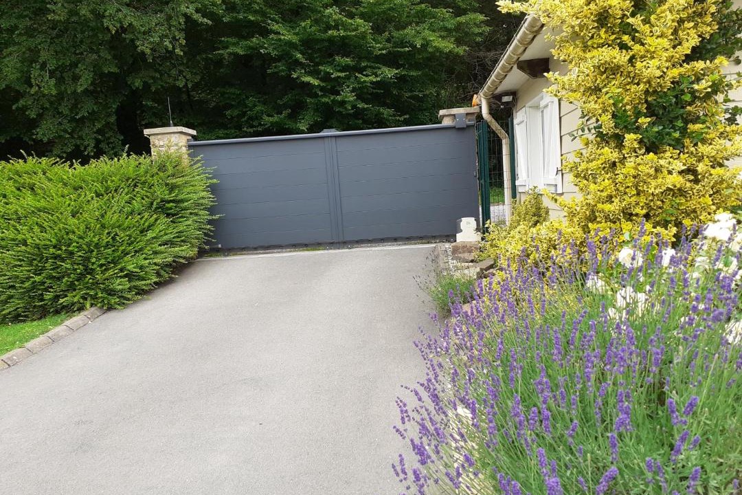 Photo of Outdoor in La Neuville-aux-Joutes