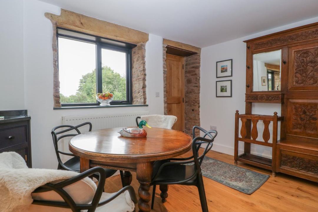 Photo of Others in Pencombe