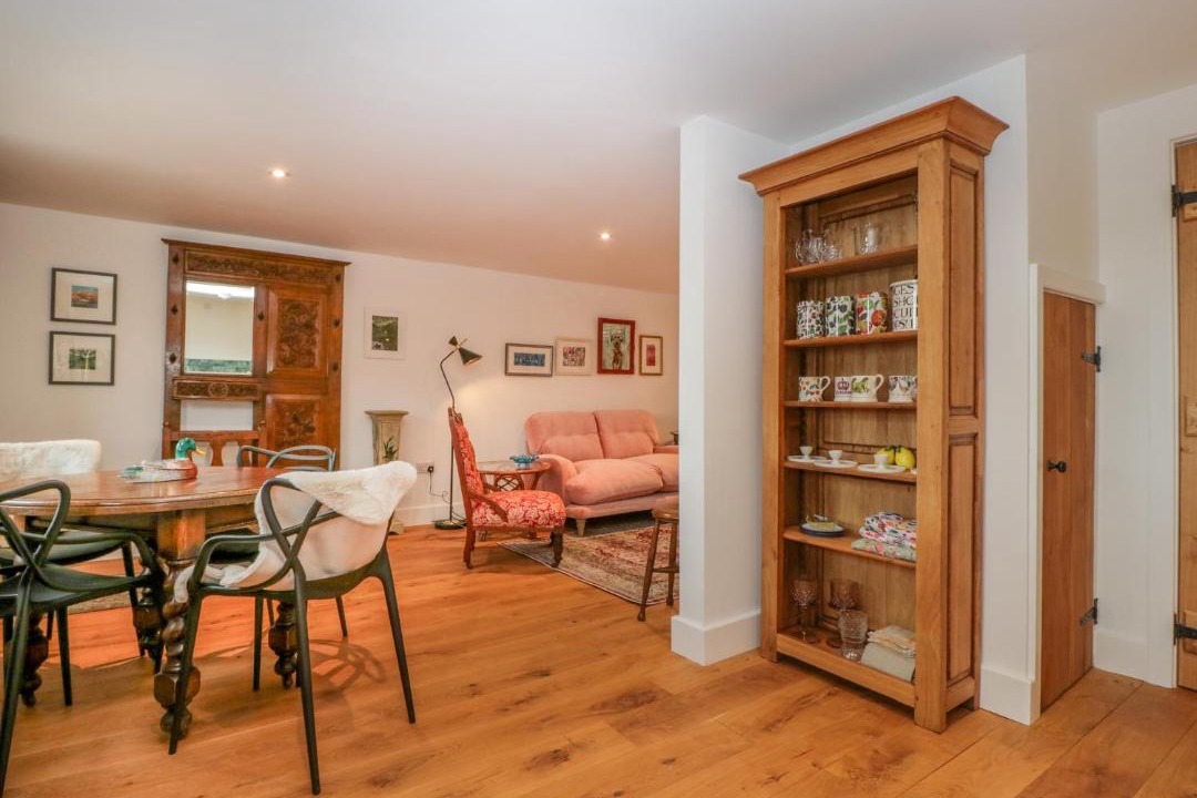 Photo of Others in Pencombe