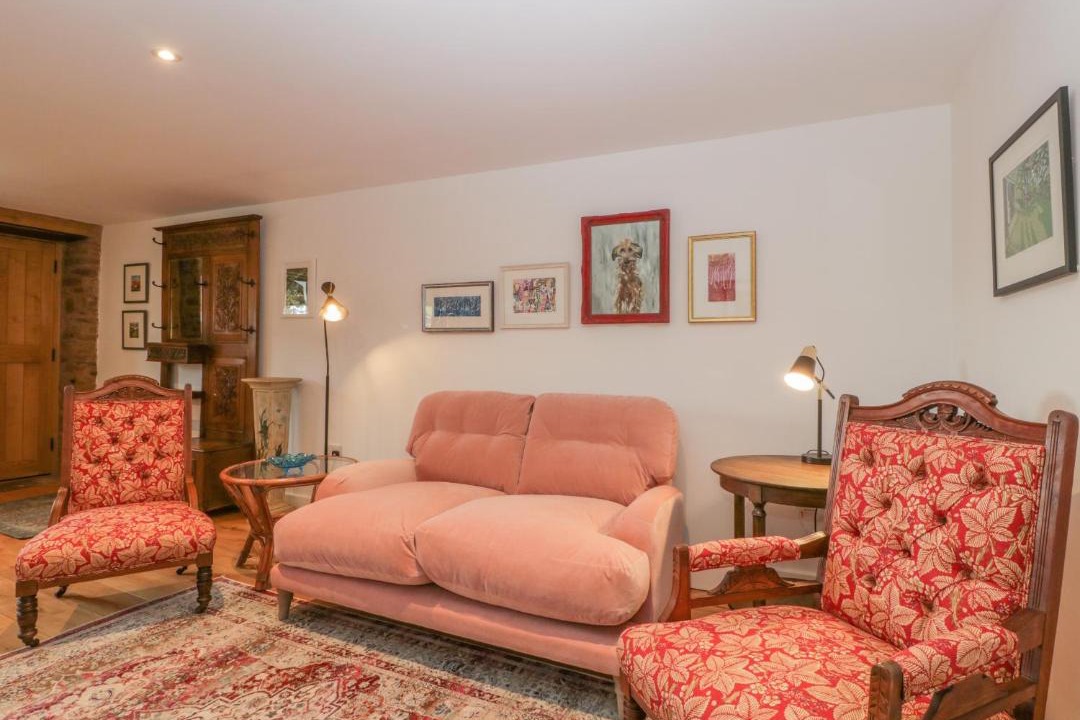 Photo of Others in Pencombe