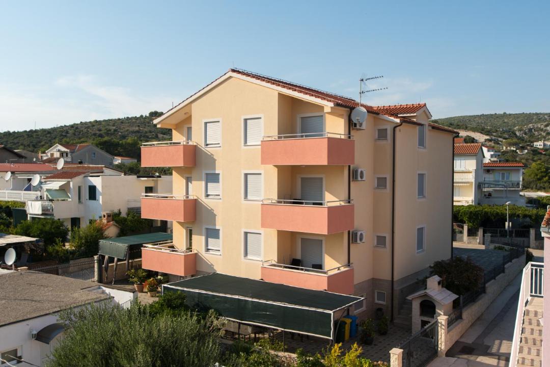 Photo of Buildings in Podglavica