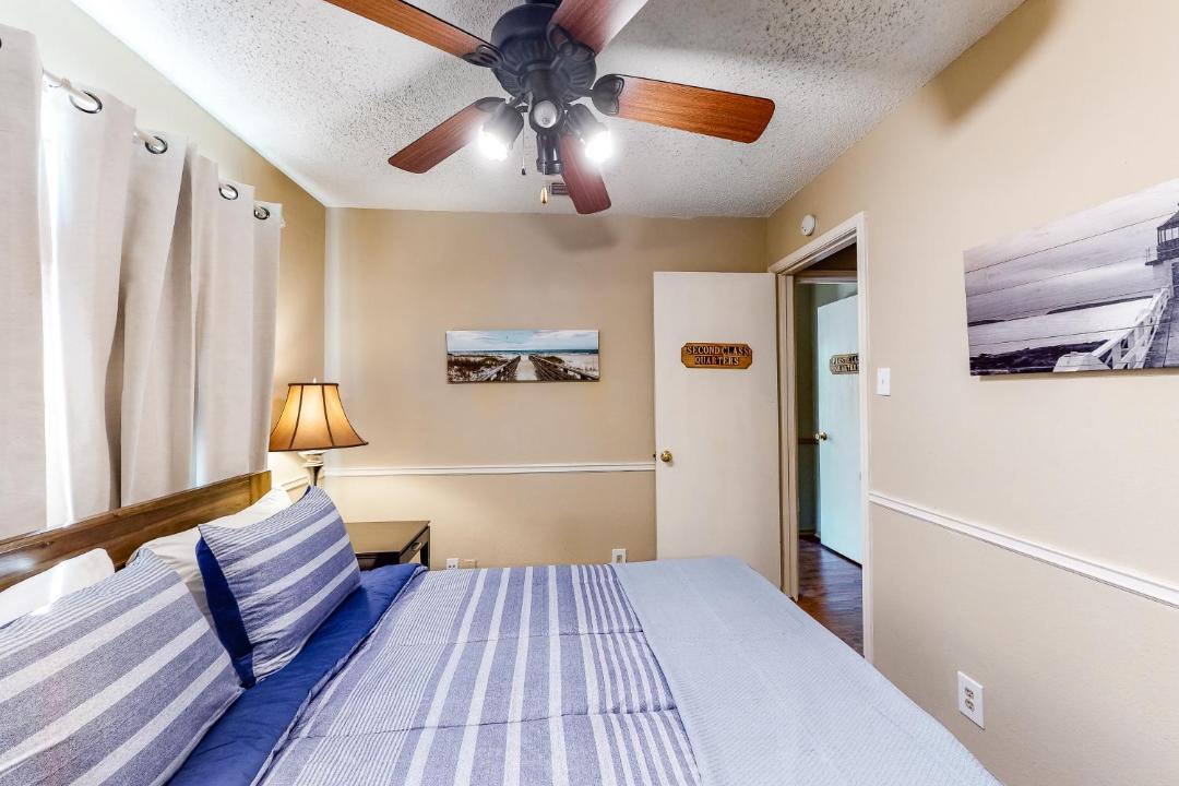 Photo of Bedroom in Medical Center District