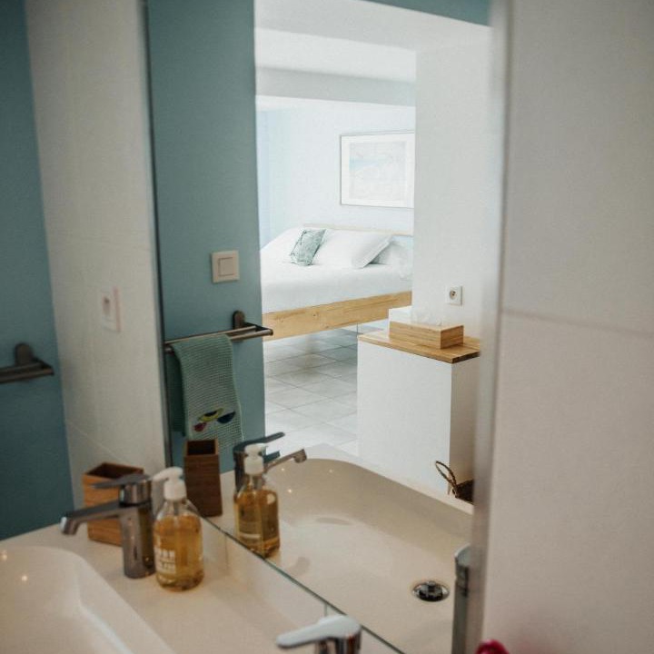 Photo of Bathroom in Urville-Nacqueville