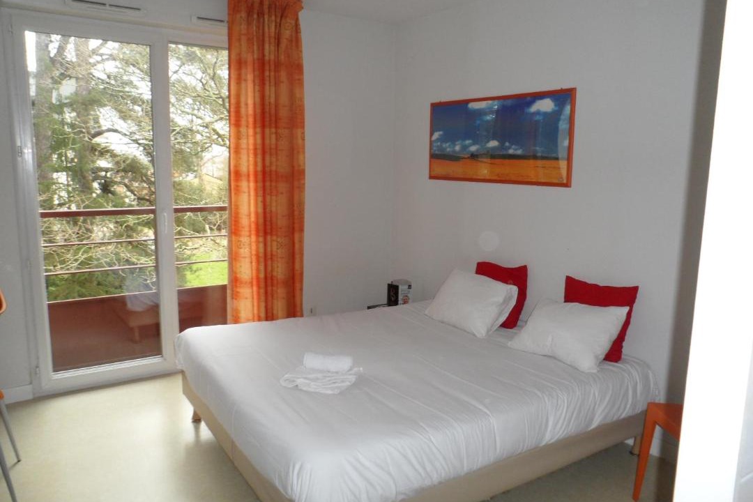 Photo of Bedroom in Saint-Herblain