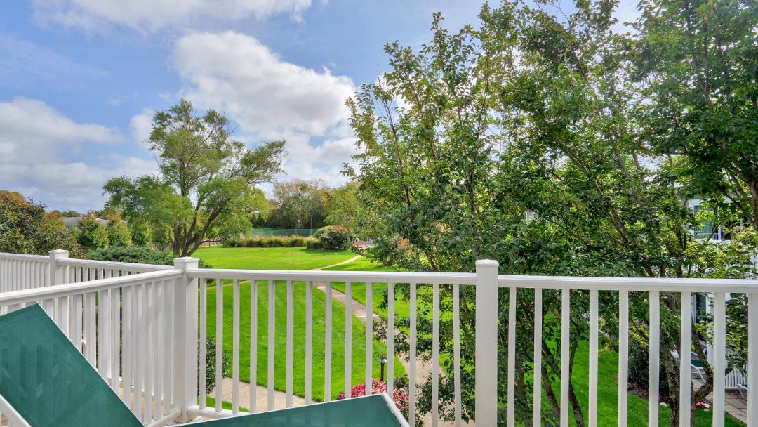 Photo of Patio Balcony in East Hampton North