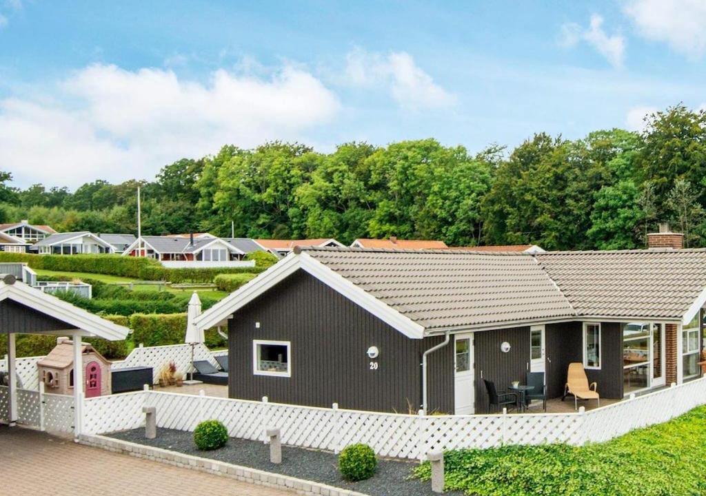 Photo of Buildings in Grønninghoved Strand