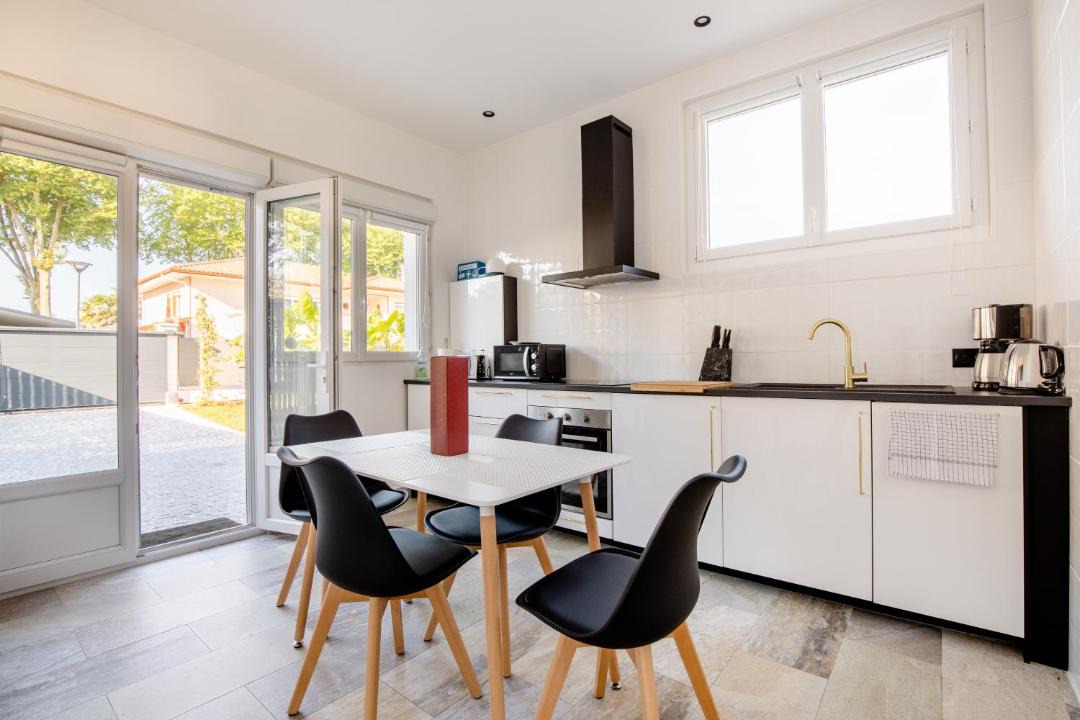 Photo of Kitchen in Saint-Martin-de-Seignanx