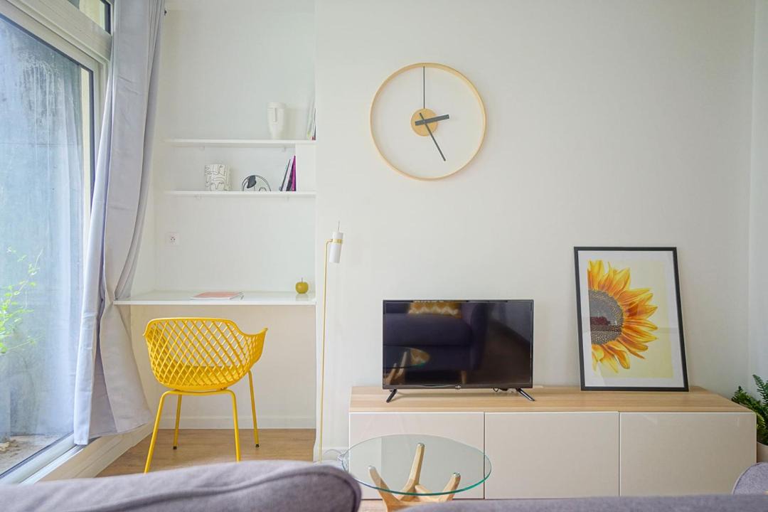 Photo of Livingroom in Saint-Lambert