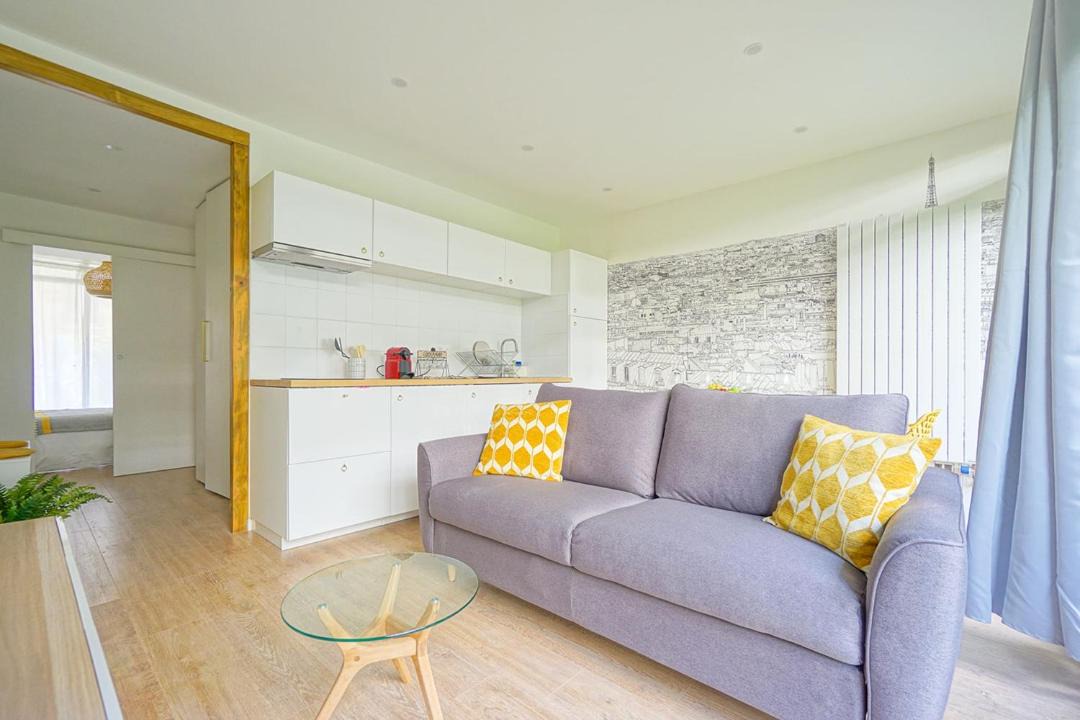 Photo of Livingroom in Saint-Lambert