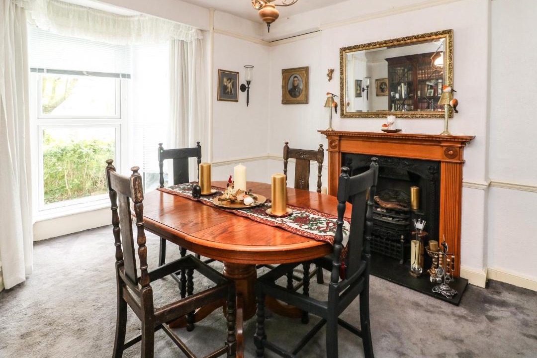 Photo of Livingroom in Burton