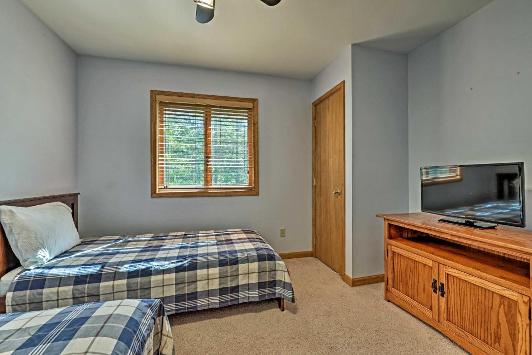 Photo of Bedroom in Lake Ariel