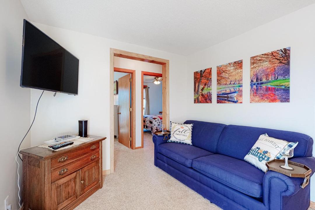 Photo of Others in The Bays