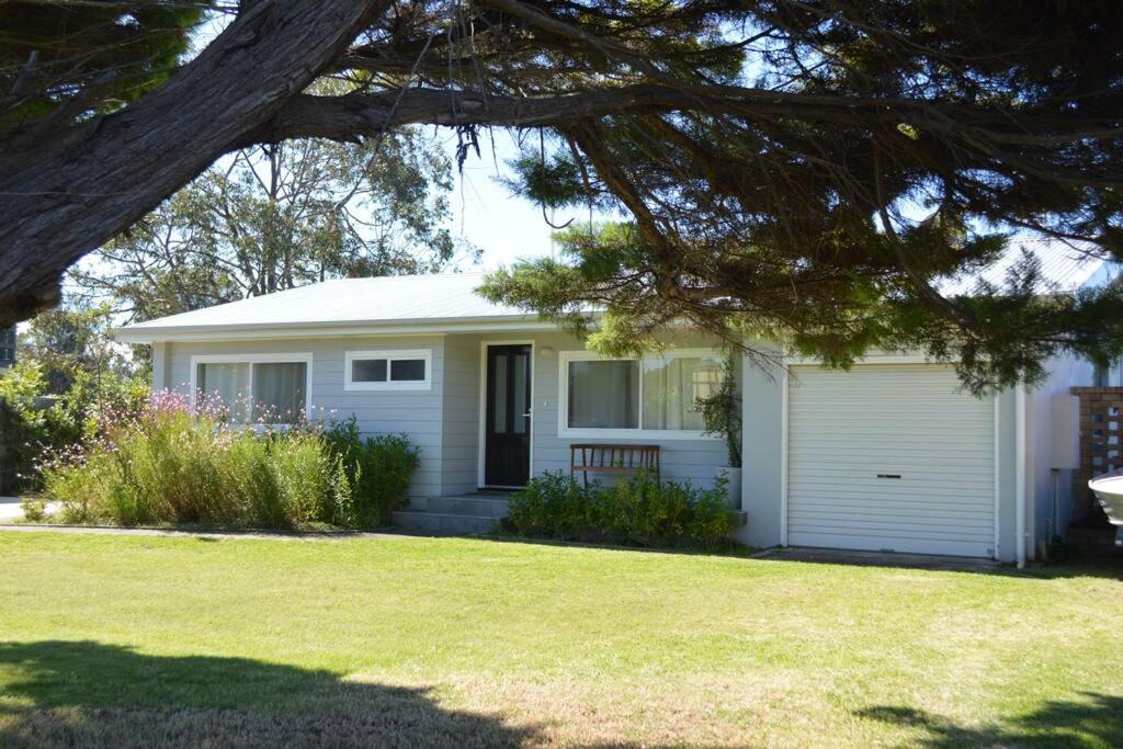 Photo of Buildings in Sussex Inlet
