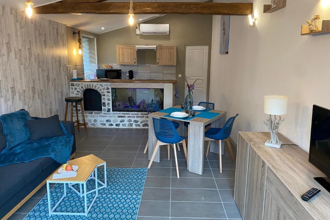 Photo of Livingroom in Saint-Leonard