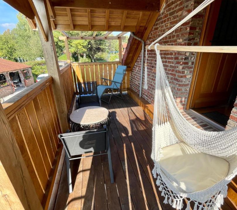 Photo of Patio Balcony in Monts-en-Ternois