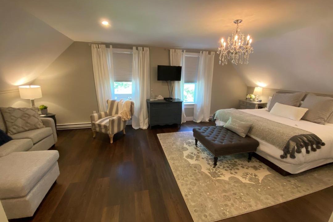 Photo of Others in St. Martins