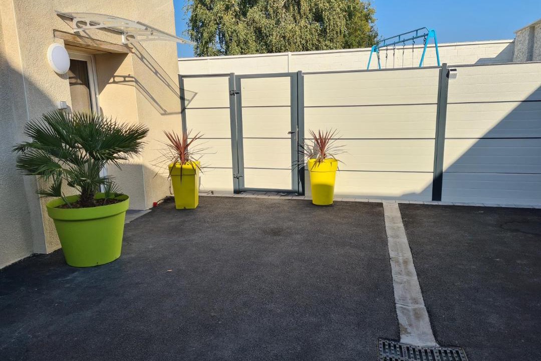 Photo of Others in Quarouble